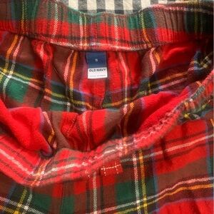 Old Navy Red and Green Plaid Pajama Pants